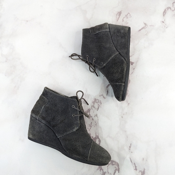 Toms Wedge Booties Size 9.5 Women Desert Suede Lace Up Gray Flannel Lined - Picture 5 of 10